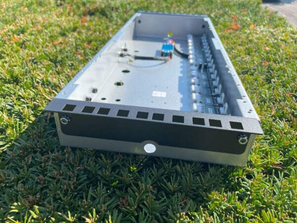 Slim 4U 17 inch Multi Format boat - Image 5
