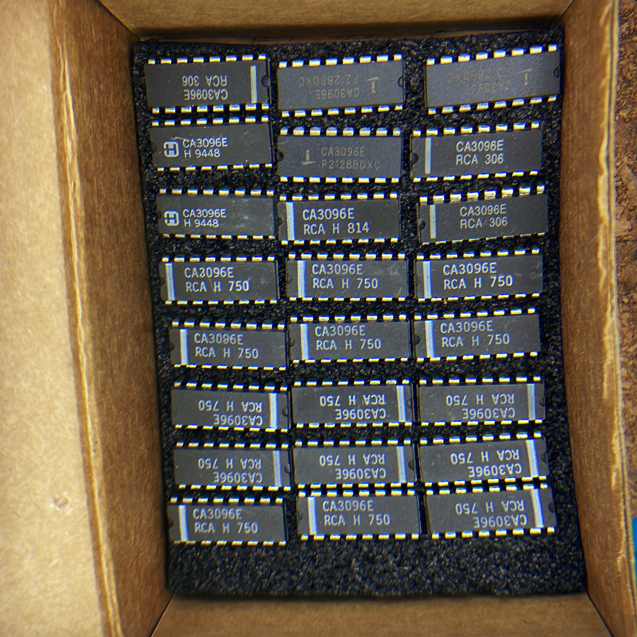 Silicon transistor arrays